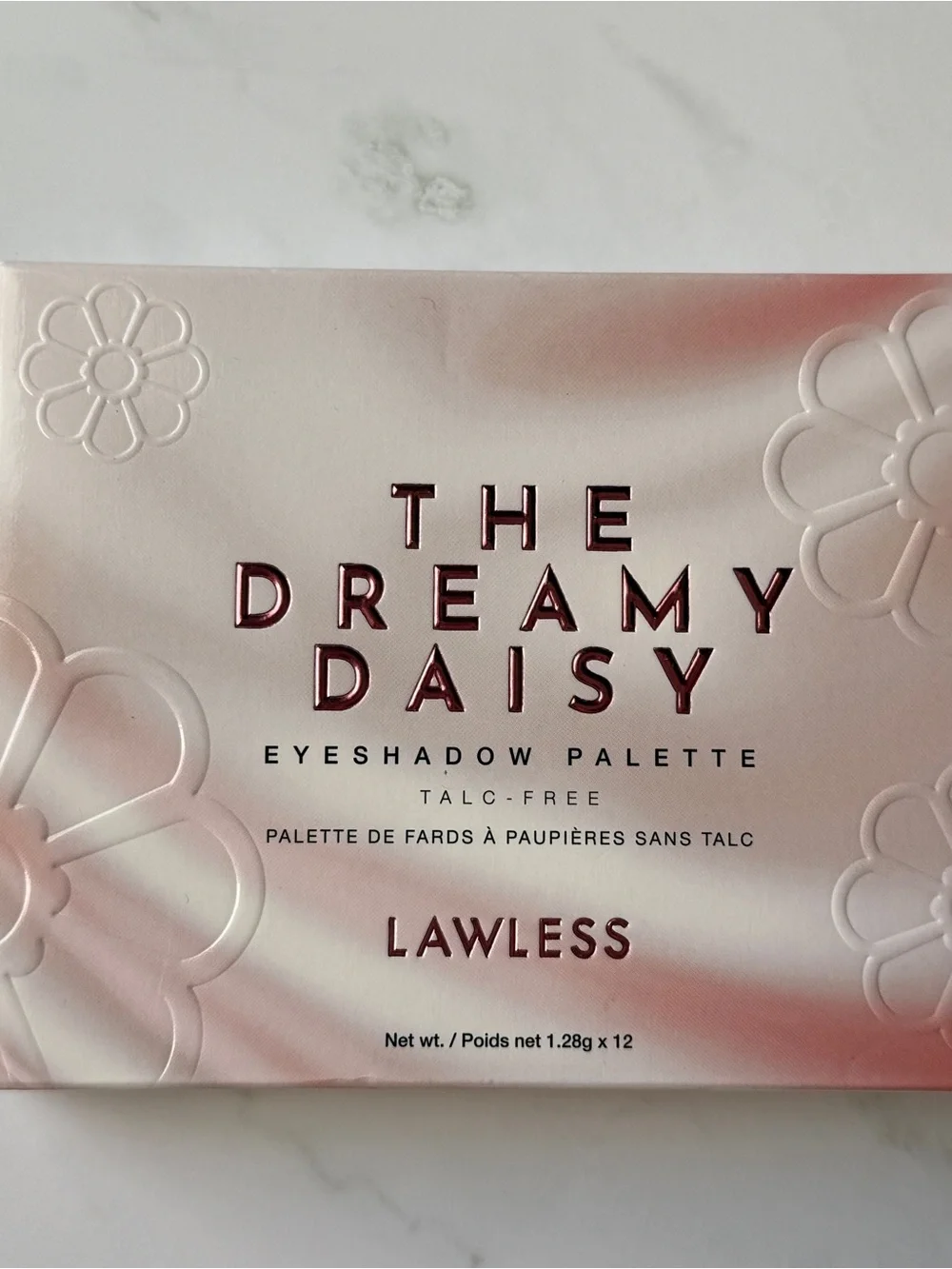 Lawless The Dreamy Daisy Eyeshadow Palette Talc-Free Nude Neutral Pink